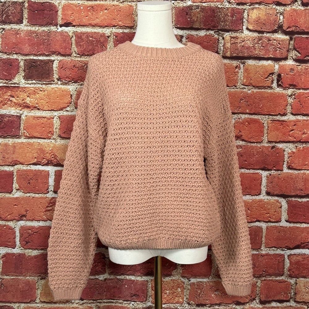 Universal Thread Women's Crew Neck Sweater - Pink
